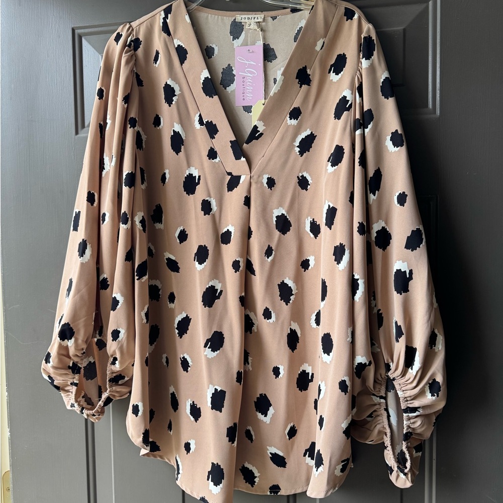 Long sleeve boutique blouse never worn